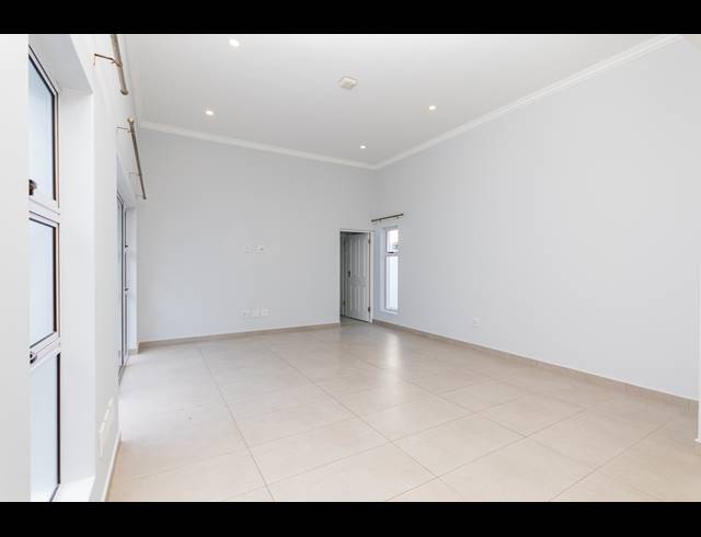 4 BEDROOM FREEHOLD FOR SALE IN SAGEWOOD